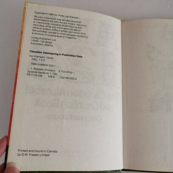 1982 Canadian Alphabet and Counting Book Illustrated Learning Read Along - Picture 5 of 10
